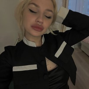 Китти, 74951326124