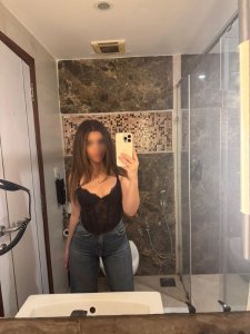 Милана, 79667708307