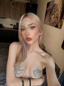 Полиночка💖, 79098419315