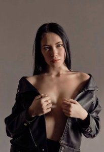 Элли, 79273883569