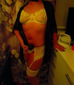 Маша, 79209440974