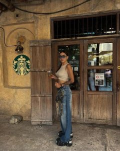 Рианна, 79500412361