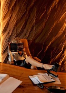 Эммануэль, 79623438117